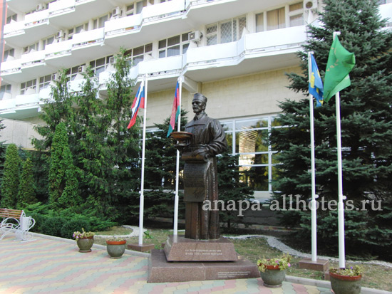 Анапа памятник В.А. Будзинскому